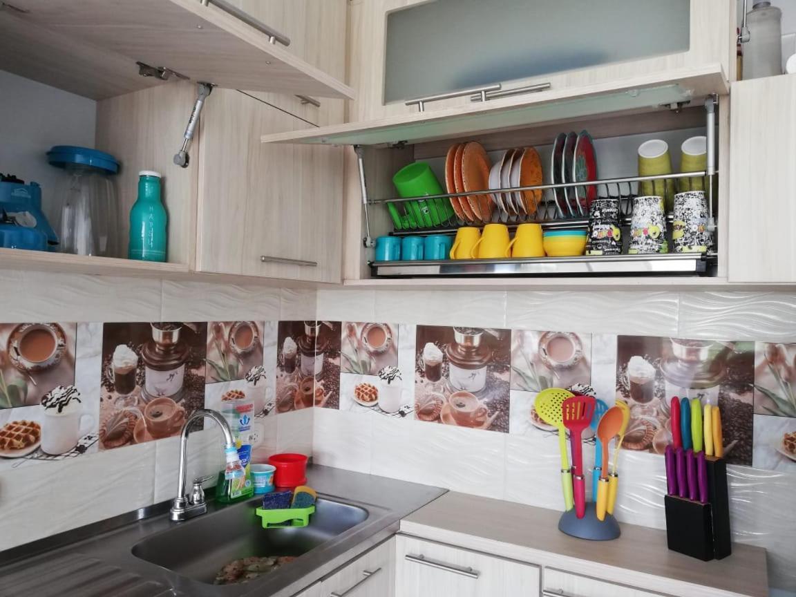 Penalisakaposalsar Apartment จีราร์ดอท ภายนอก รูปภาพ